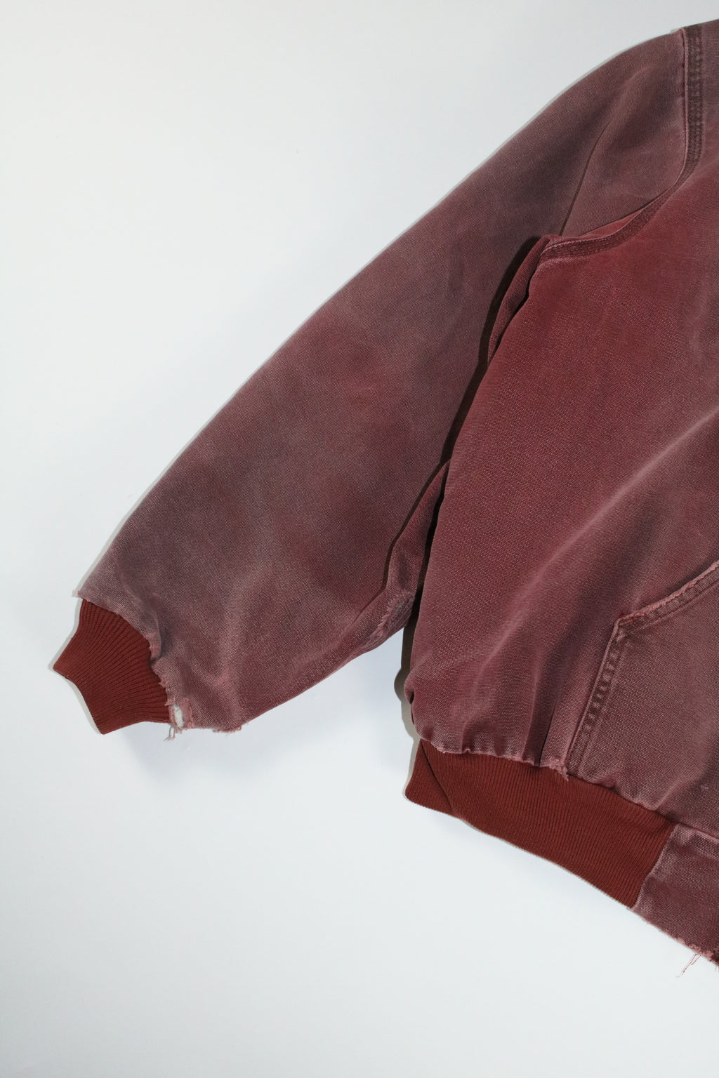 00s Carhartt pink active jacket "boro"