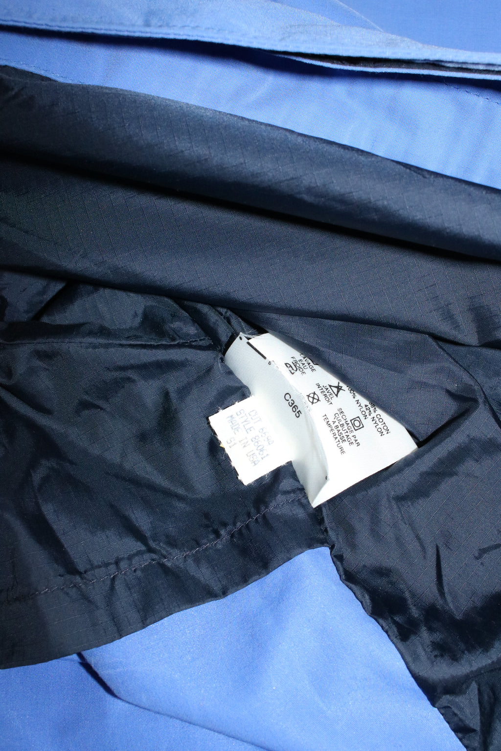 01s Patagonia city raincoat